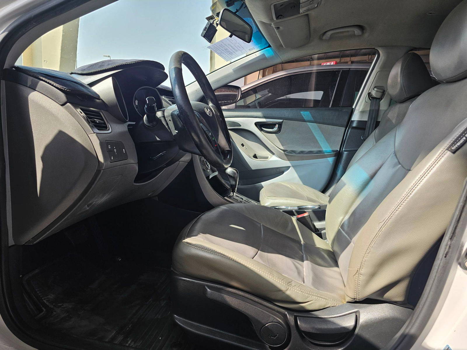 2013 HYUNDAI AVANTE — 170481 KM — Lot 682304 — Souq - Marhaba Auctions Used Cars - Image 8