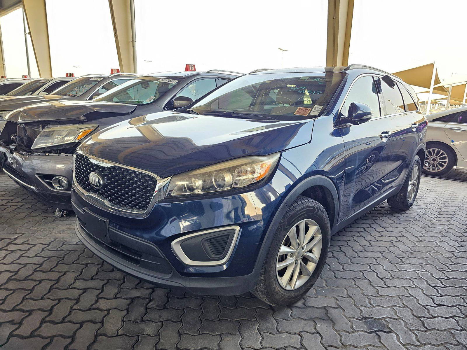 2017 KIA SORENTO — 153448 Miles — Lot 40517 — Souq - Marhaba Auctions Used Cars - Image 5