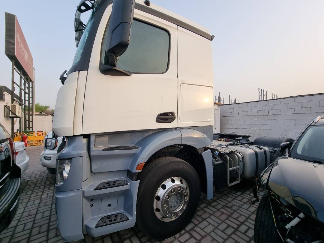 2018 MERCEDES BENZ ACTROS 1845 — 705007 KM — Lot 994730 — Ind. 12 - Marhaba Auctions Used Cars - Image 5