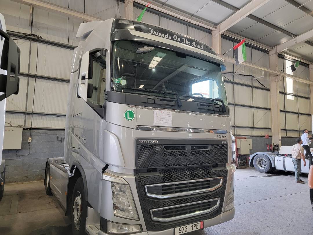 2014 VOLVO FH-Series — 968672 KM — Lot B695504 — Main - Marhaba Auctions Used Cars - Image 3
