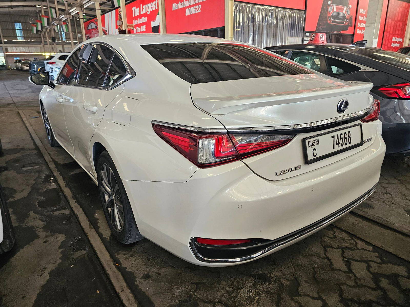 LEXUS ES 300H 2019 - Marhaba Auction Used Cars - Image 5