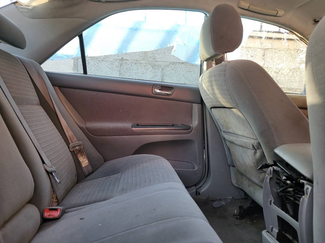 2005 TOYOTA CAMRY — 261563 Miles — Lot K85U103110 — Main - Marhaba Auctions Used Cars - Image 4