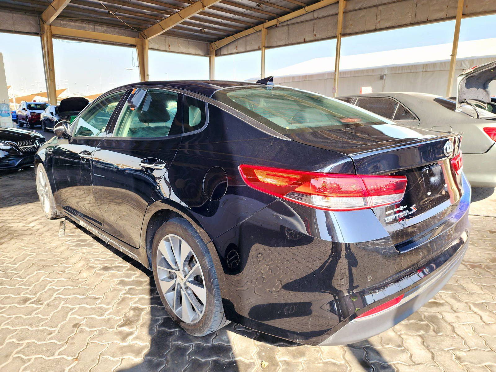 2018 KIA OPTIMA — 106923 Miles — Lot 62152644 — Souq - Marhaba Auctions Used Cars - Image 3