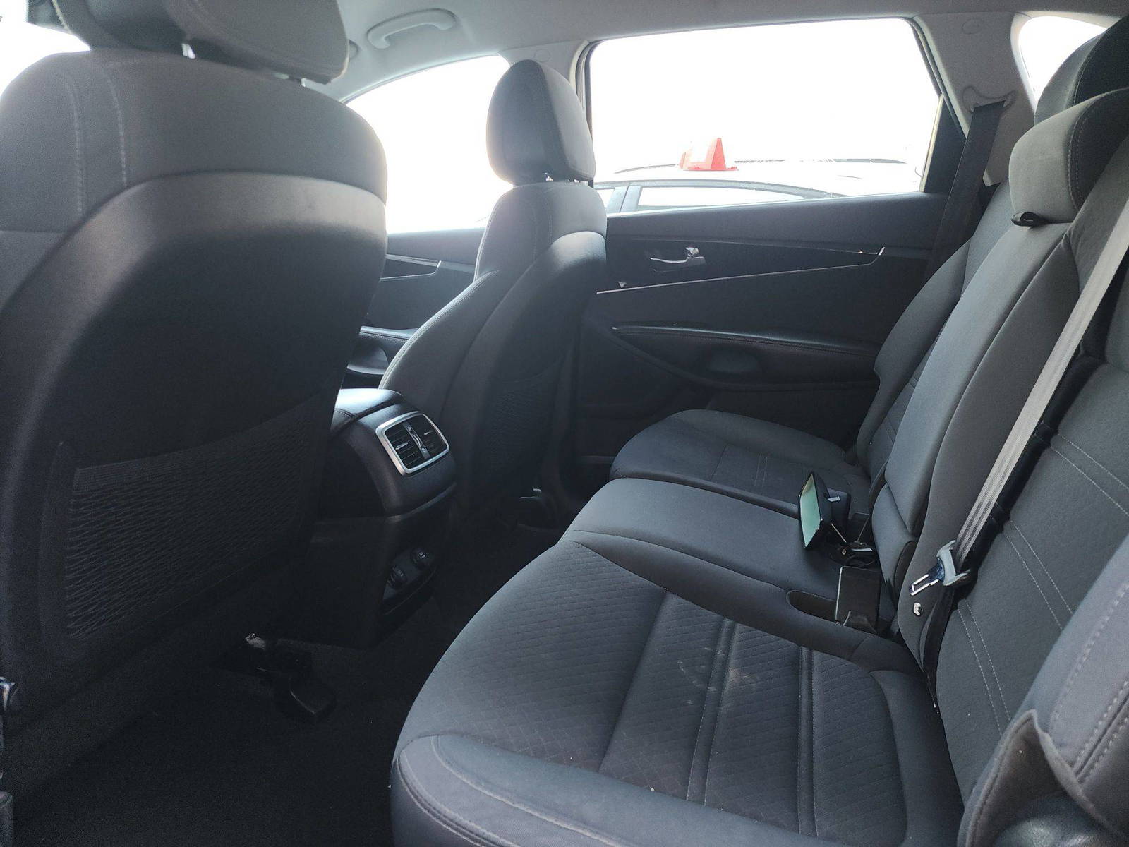 KIA SORENTO 2016 - Marhaba Auction Used Cars - Image 7