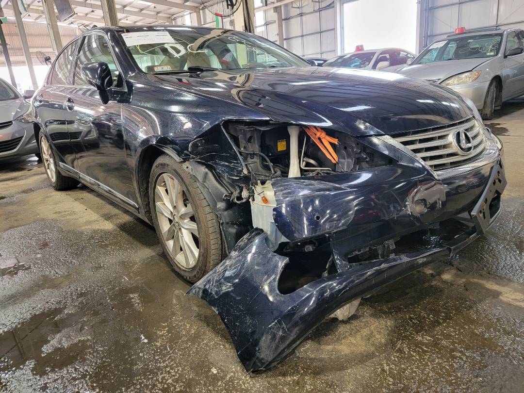 2010 LEXUS ES 350 — 128609 Miles — Lot 98582 - Marhaba Auctions Used Cars - Image 8