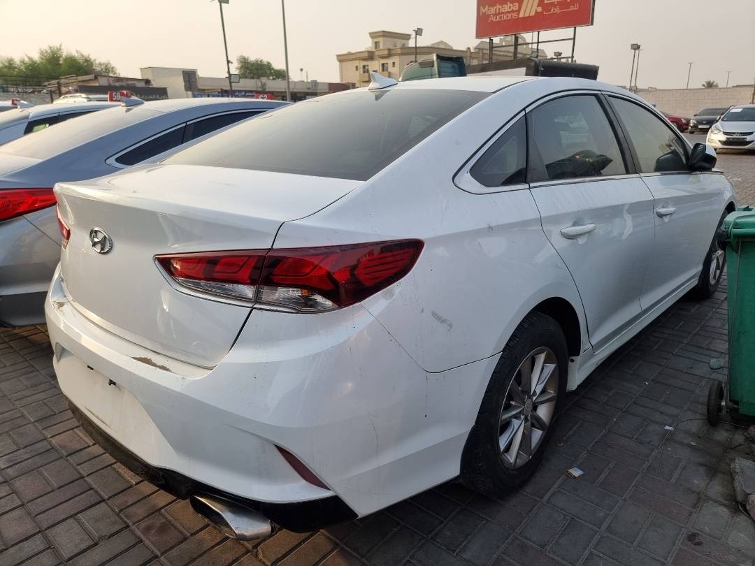 2018 HYUNDAI SONATA — 126004 Miles — Lot 214587 — Ind. 12 - Marhaba Auctions Used Cars - Image 5