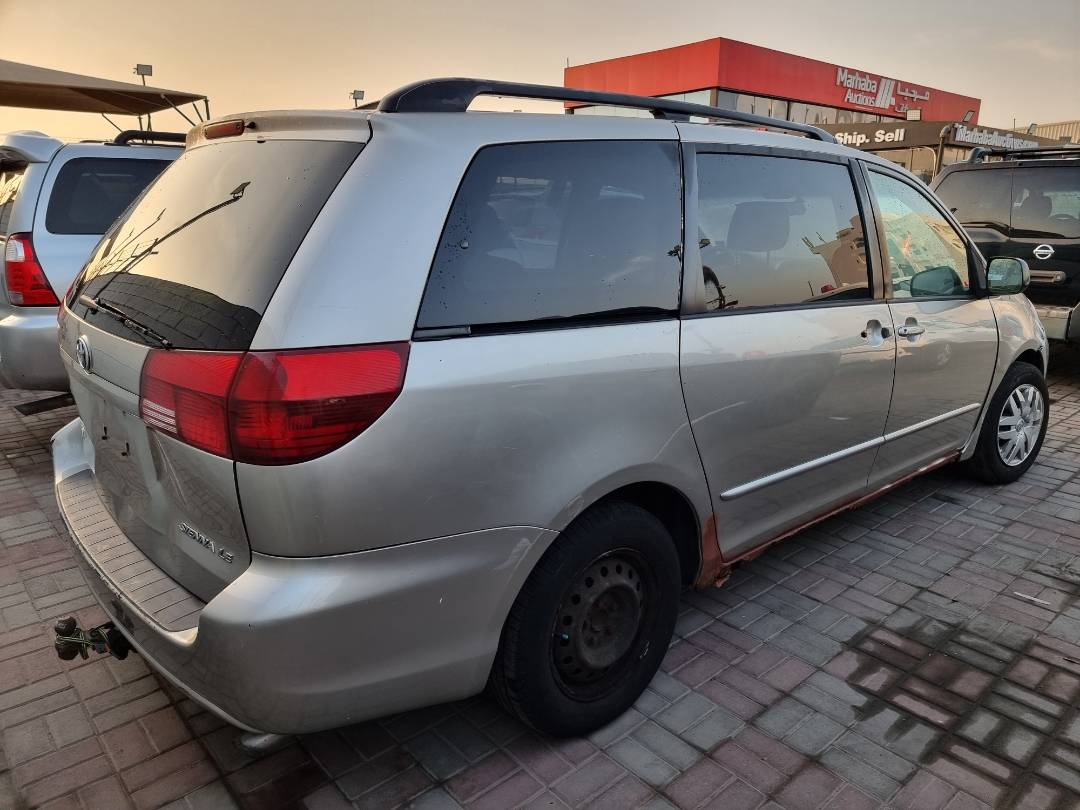 2005 TOYOTA SIENNA — 164914 Miles — Lot 64686854 — Ind. 12 - Marhaba Auctions Used Cars - Image 4