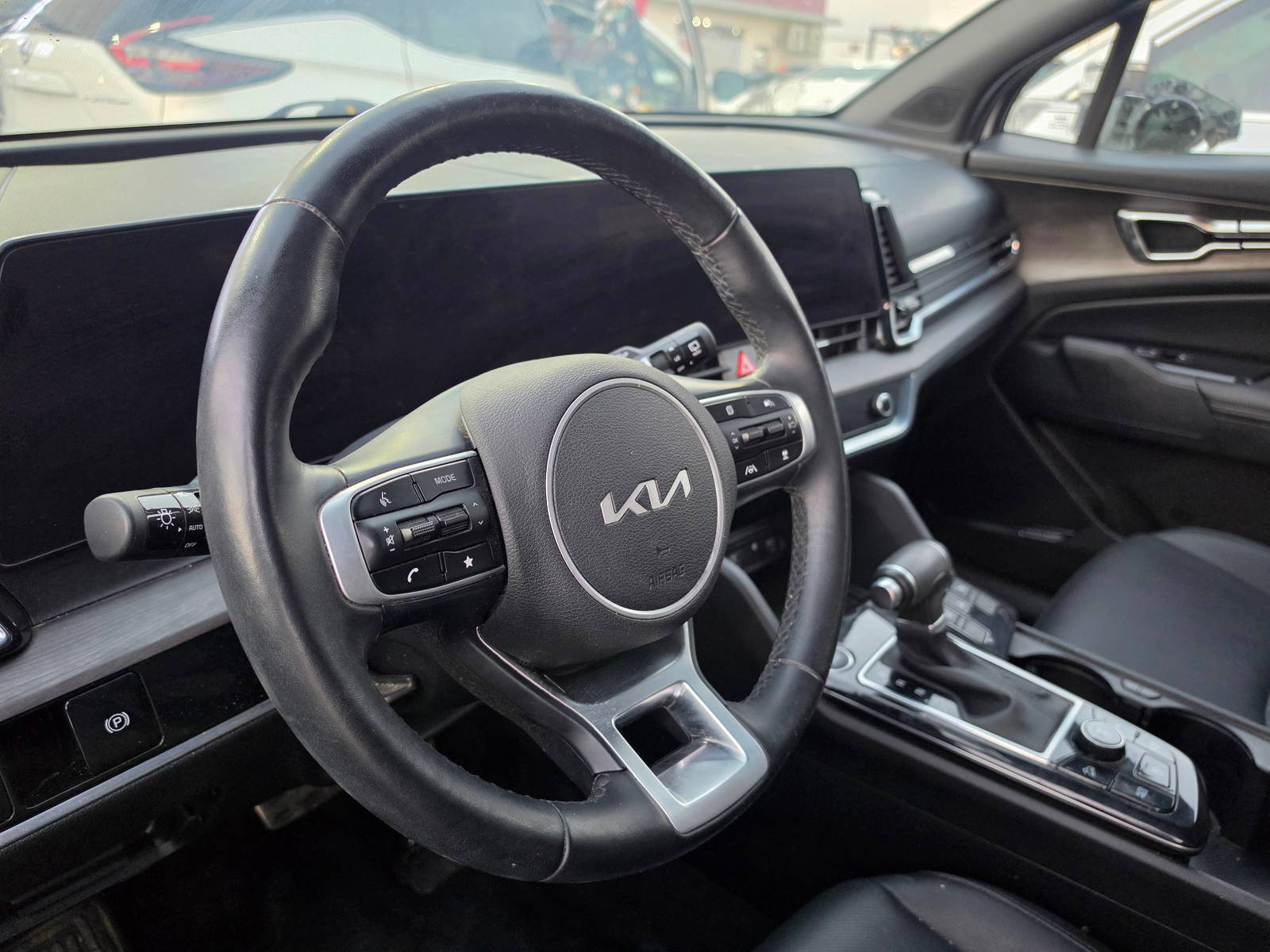 2023 KIA SPORTAGE — sold — 65572 Miles — Lot G086708 - Marhaba Auctions Used Cars - Image 9