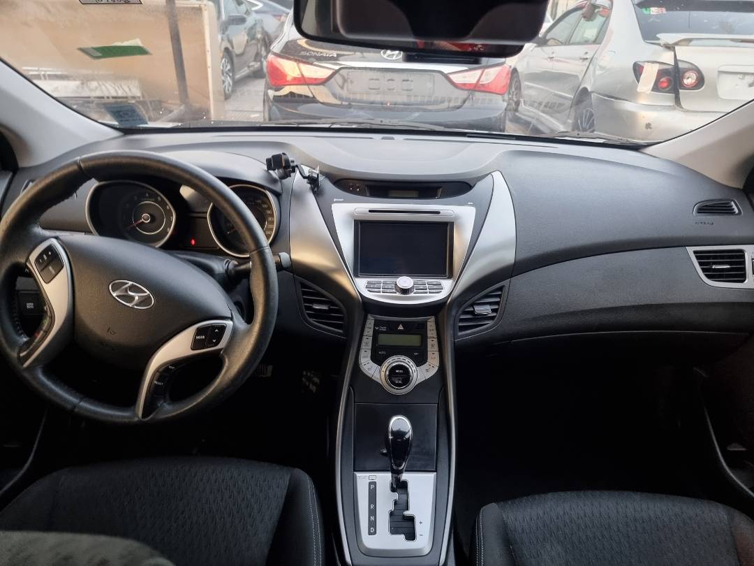 2012 HYUNDAI AVANTE — 107508 KM — Lot 215487 — Ind. 12 - Marhaba Auctions Used Cars - Image 7