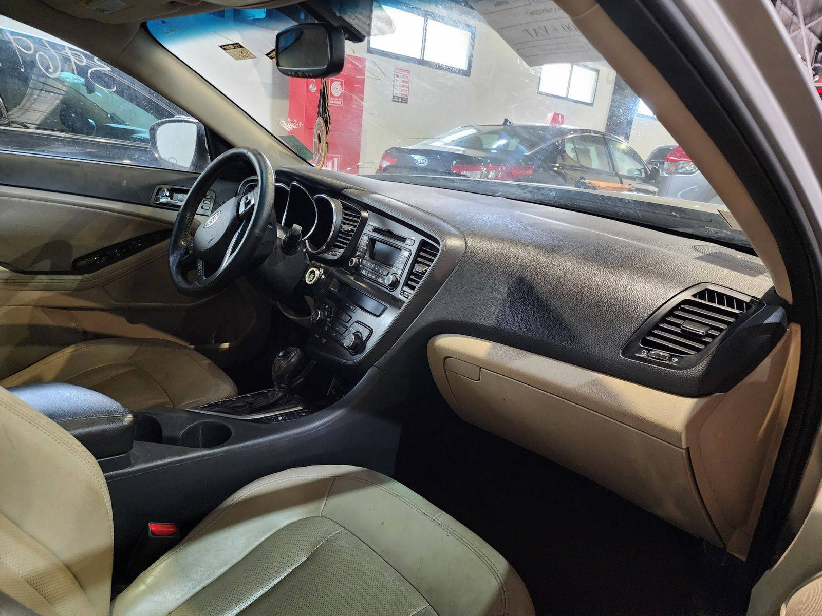 2011 KIA OPTIMA — 157345 Miles — Lot 5122867 — Al Quoz - Marhaba Auctions Used Cars - Image 8