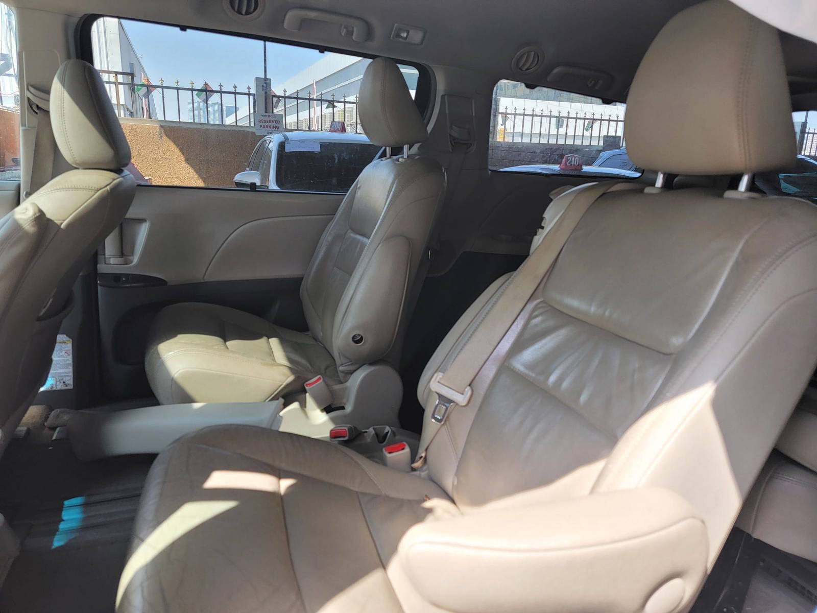 TOYOTA SIENNA 2015 - Marhaba Auction Used Cars - Image 7