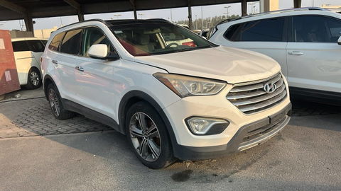 2015 HYUNDAI SANTA FE at Marhaba Auctions
