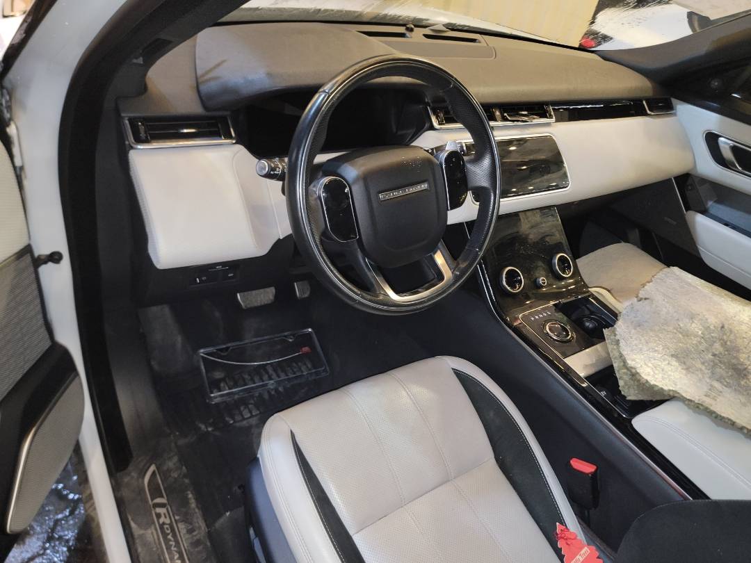 2018 LAND ROVER RANGE ROVER VELAR R-DYNAMIC S — 62424 Miles — Lot 37181382 - Marhaba Auctions Used Cars - Image 9