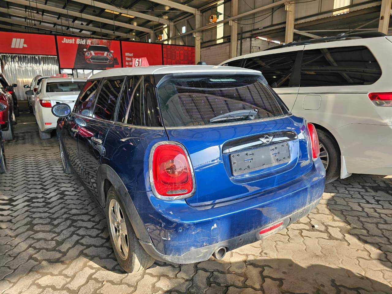 MINI Cooper 2016 view 2