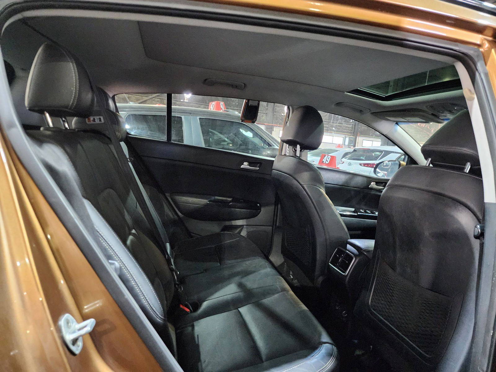 2018 KIA SPORTAGE — 178096 Miles — Lot 40879692 — Al Quoz - Marhaba Auctions Used Cars - Image 7