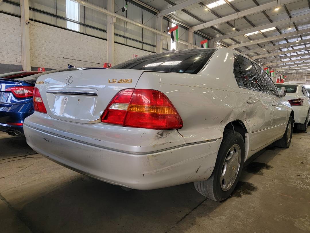 2001 LEXUS LS 430 — 231341 Miles — Lot 310051668 — Main - Marhaba Auctions Used Cars - Image 3