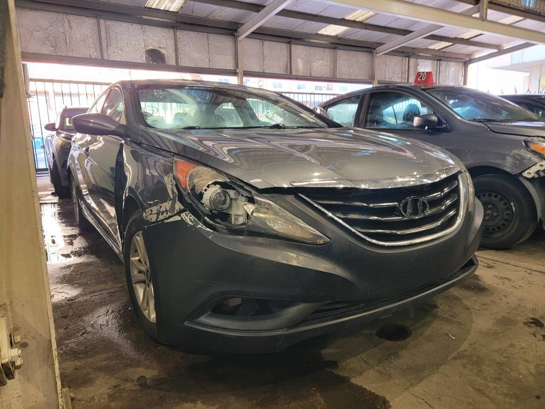 2011 HYUNDAI SONATA — 211859 Miles — Lot 65856424 — Main - Marhaba Auctions Used Cars - Image 4
