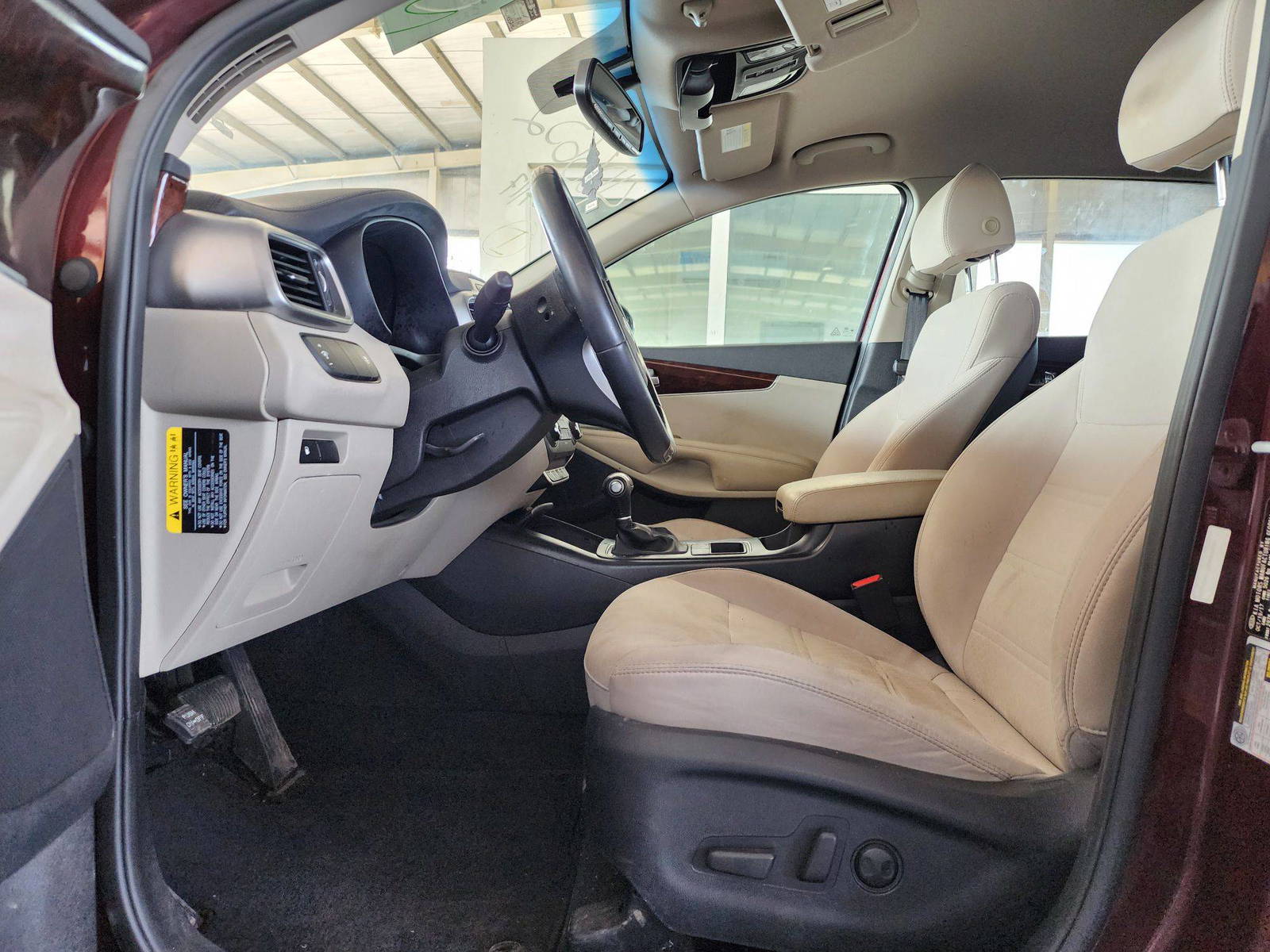 2018 KIA SORENTO — 145524 Miles — Lot 39407521 — Souq - Marhaba Auctions Used Cars - Image 8