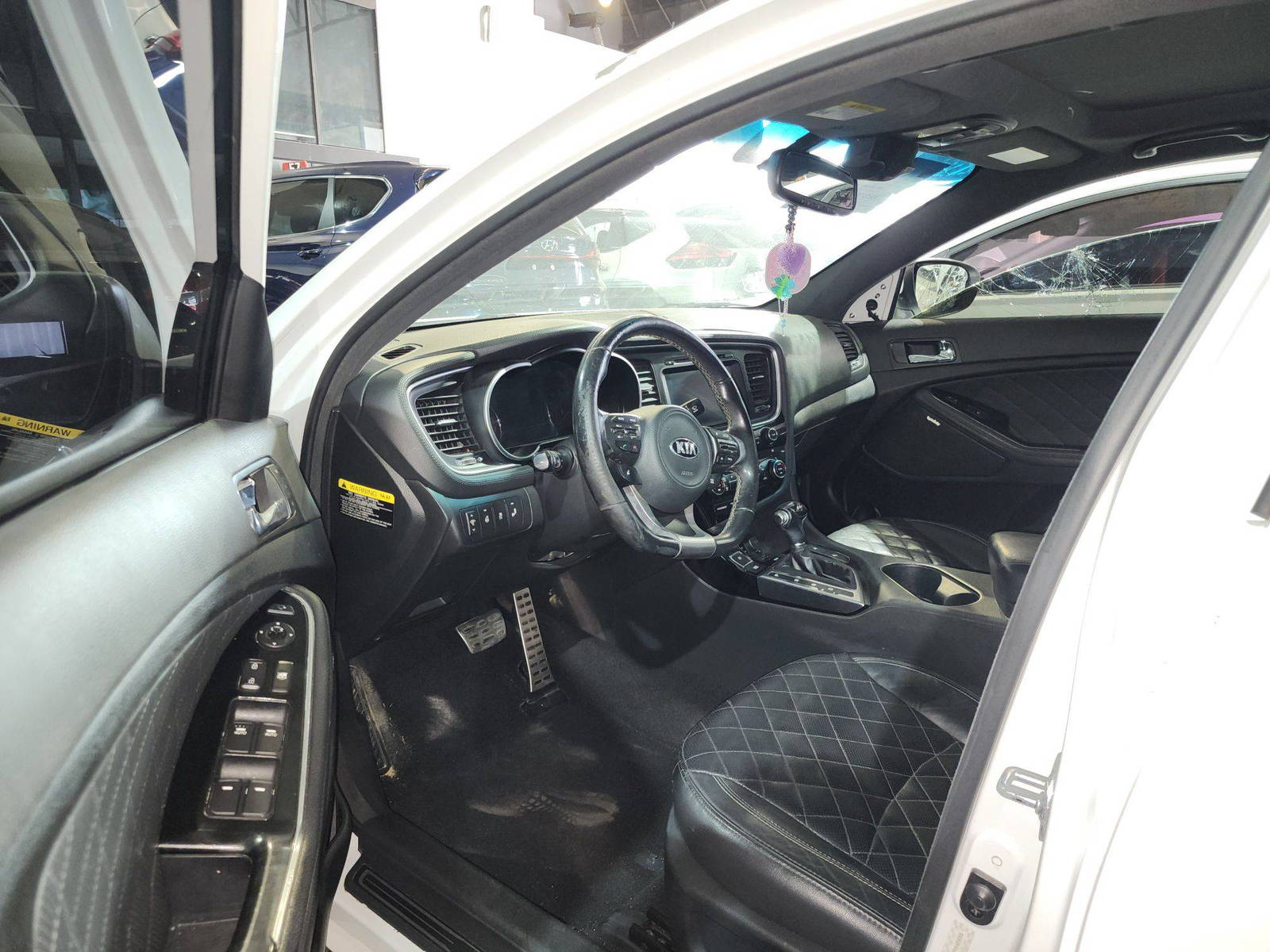 2015 KIA OPTIMA — 220364 Miles — Lot G474096 — Souq - Marhaba Auctions Used Cars - Image 10