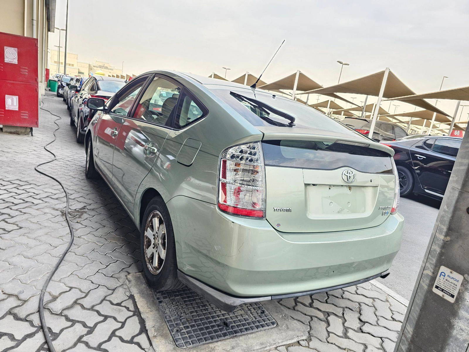 2008 TOYOTA PRIUS — 199759 Miles — Lot 3378815 — Souq - Marhaba Auctions Used Cars - Image 3