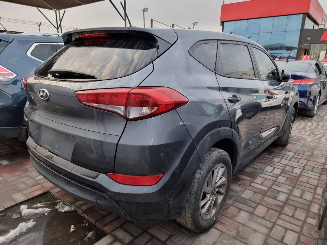 2017 HYUNDAI TUCSON — 108368 Miles — Lot 125487 — Ind. 12 - Marhaba Auctions Used Cars - Image 3