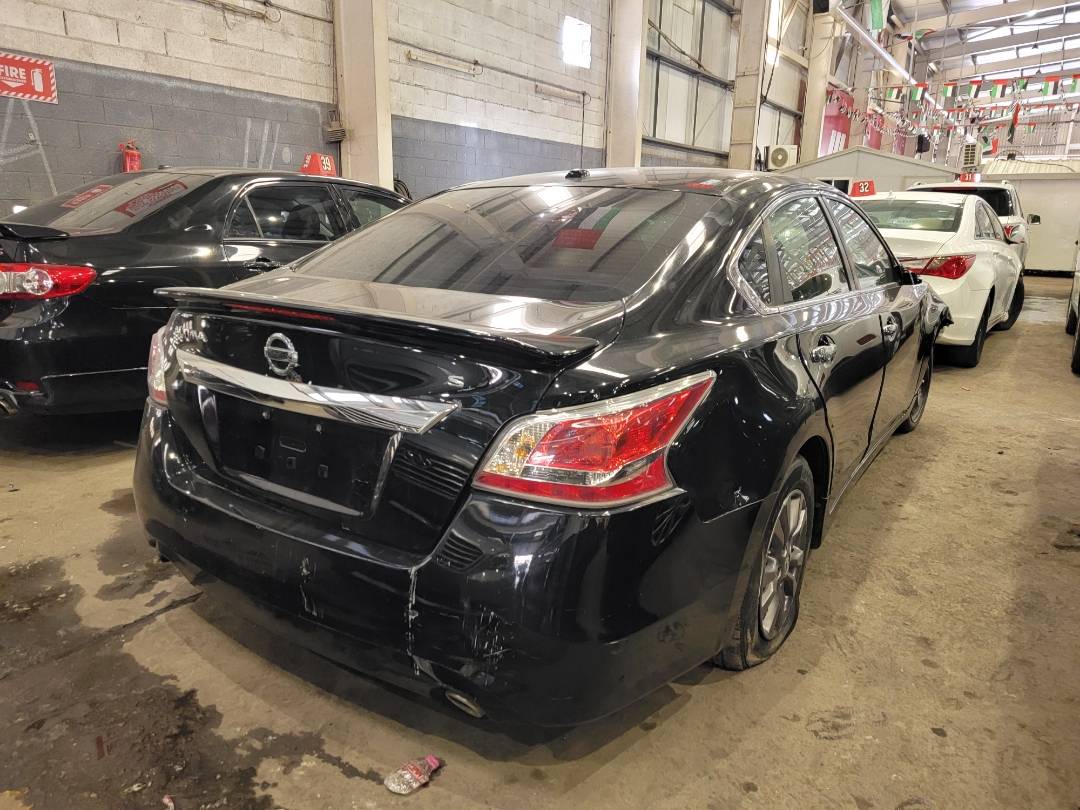 2015 NISSAN ALTIMA — 114714 Miles — Lot P1FC175993 — Main - Marhaba Auctions Used Cars - Image 3