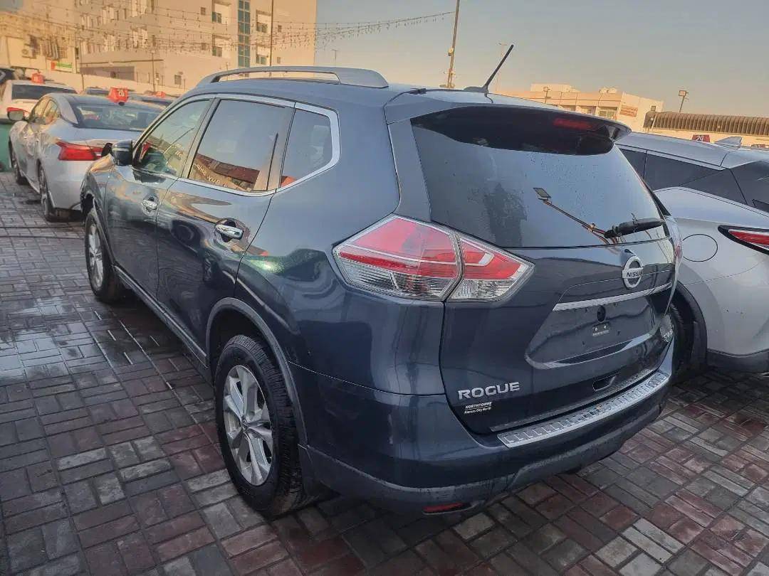 NISSAN ROGUE