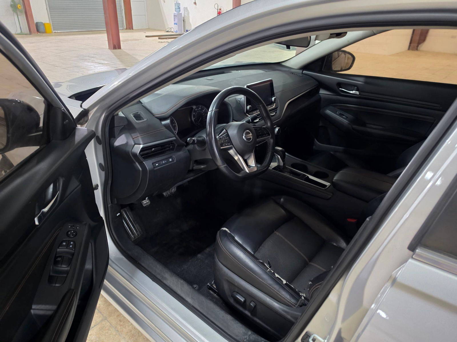 2019 NISSAN ALTIMA — 156324 Miles — Lot V3KC197025 - Marhaba Auctions Used Cars - Image 8