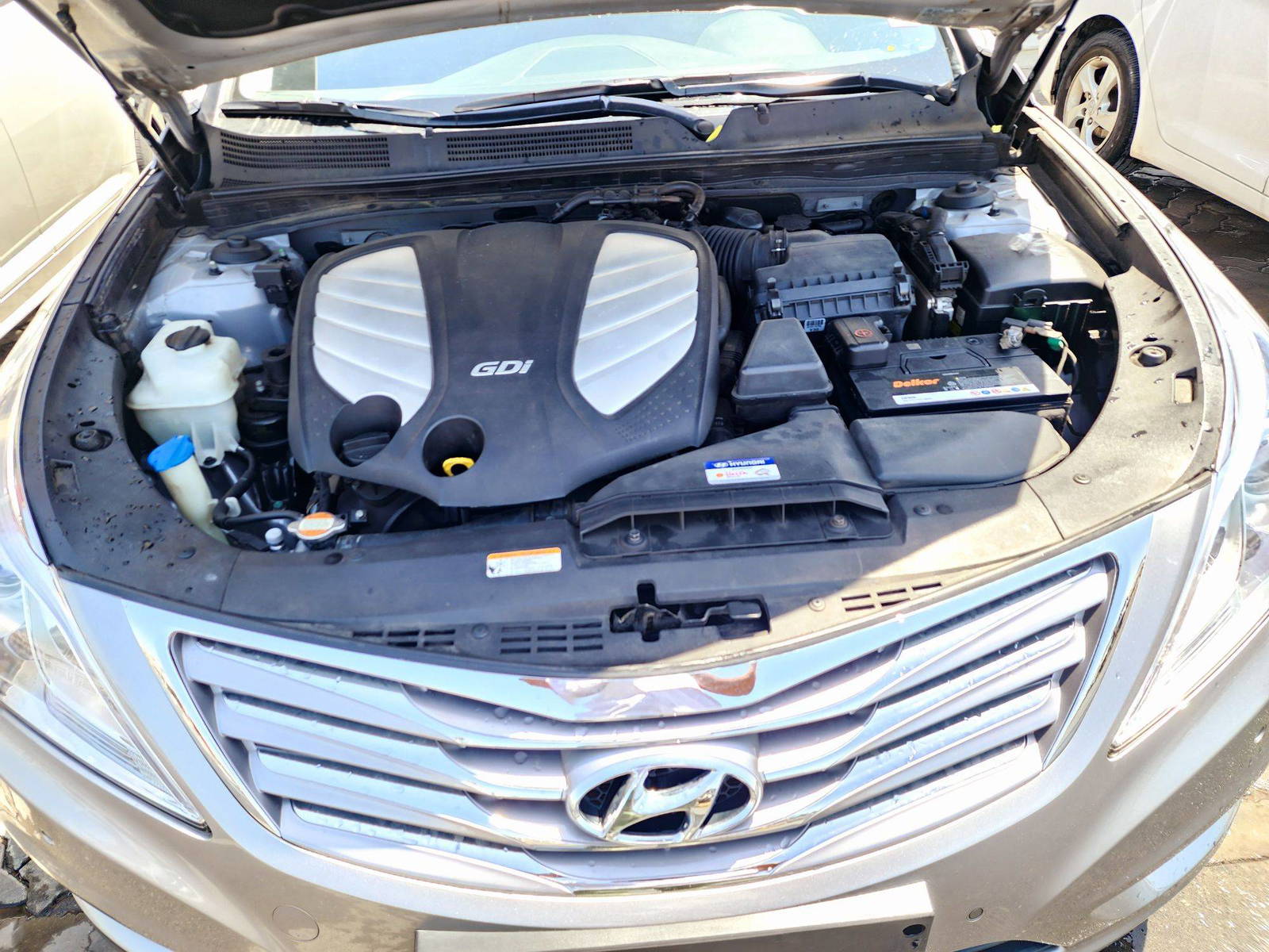 2011 HYUNDAI GRANDEUR — 69254 KM — Lot 050669 — Souq - Marhaba Auctions Used Cars - Image 11