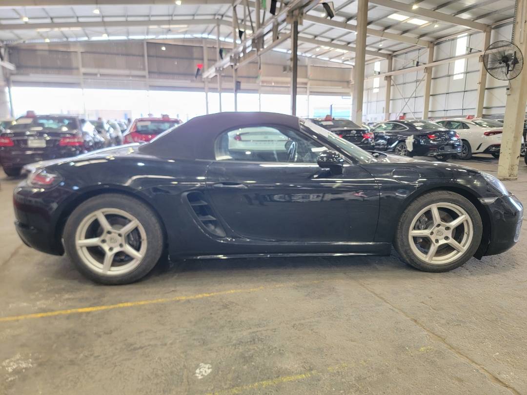 2022 PORSCHE 718 BOXSTER S — 77803 Miles — Lot S205147 — Main - Marhaba Auctions Used Cars - Image 8