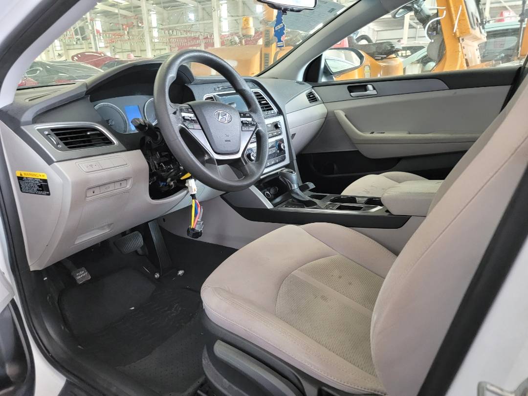 2016 HYUNDAI SONATA — 86470 Miles — Lot 49827 — Main - Marhaba Auctions Used Cars - Image 6