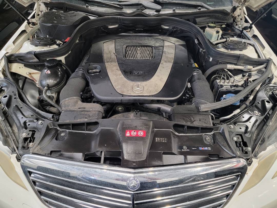2010 MERCEDES BENZ E 350 — 144549 Miles — Lot XAA038990 — Main - Marhaba Auctions Used Cars - Image 12