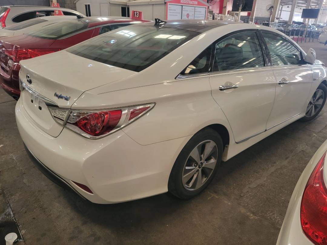 2012 HYUNDAI SONATA — 130197 Miles — Lot CA044298 — Main - Marhaba Auctions Used Cars - Image 4