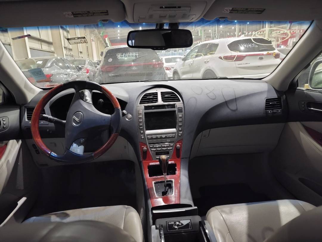 2007 LEXUS ES 350 — 262438 Miles — Lot 72084464 — Main - Marhaba Auctions Used Cars - Image 8