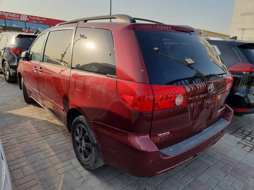 2008 TOYOTA SIENNA — 210468 Miles — Lot 125487 — Ind. 12 - Marhaba Auctions Used Cars - Image 4