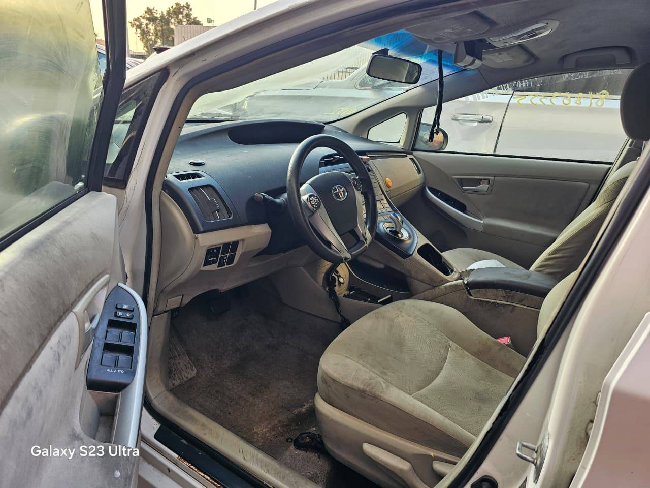 TOYOTA PRIUS 2011 - Marhaba Auction Used Cars - Image 8