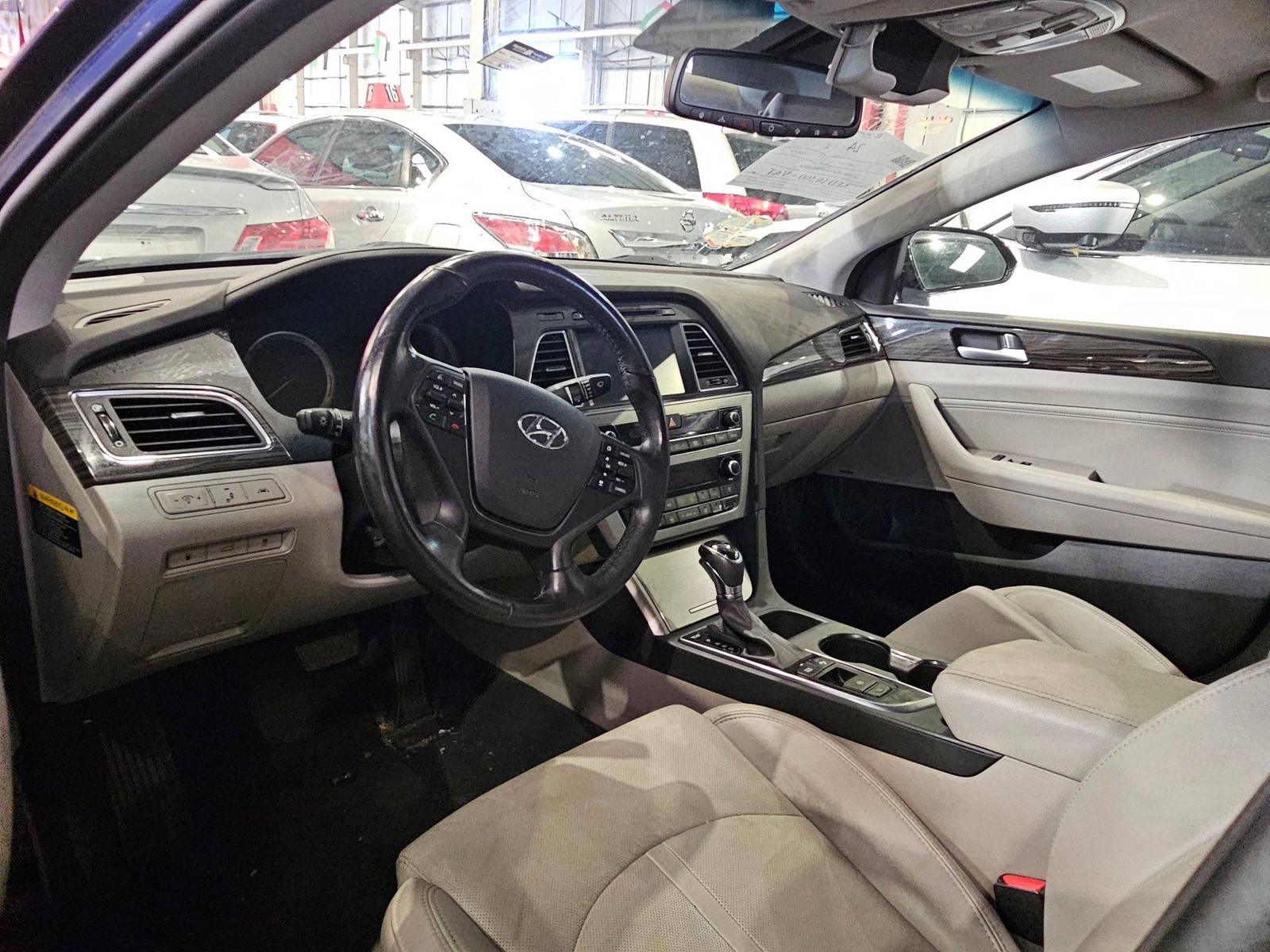 2015 HYUNDAI SONATA — 165825 Miles — Lot 42912326 — Main - Marhaba Auctions Used Cars - Image 8