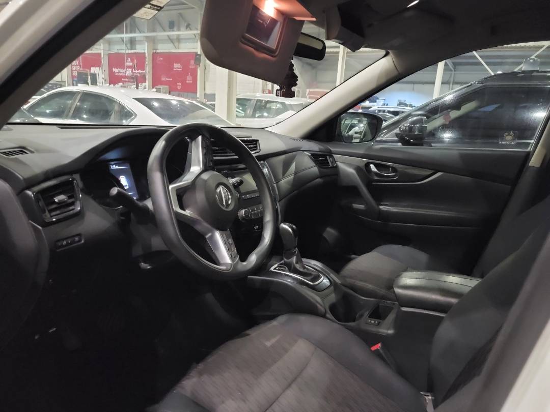 2017 NISSAN ROGUE — 171515 KM — Lot 7HC793199 — Souq - Marhaba Auctions Used Cars - Image 6