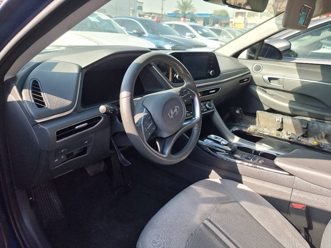 HYUNDAI SONATA 2021 - Marhaba Auction Used Cars - Image 6