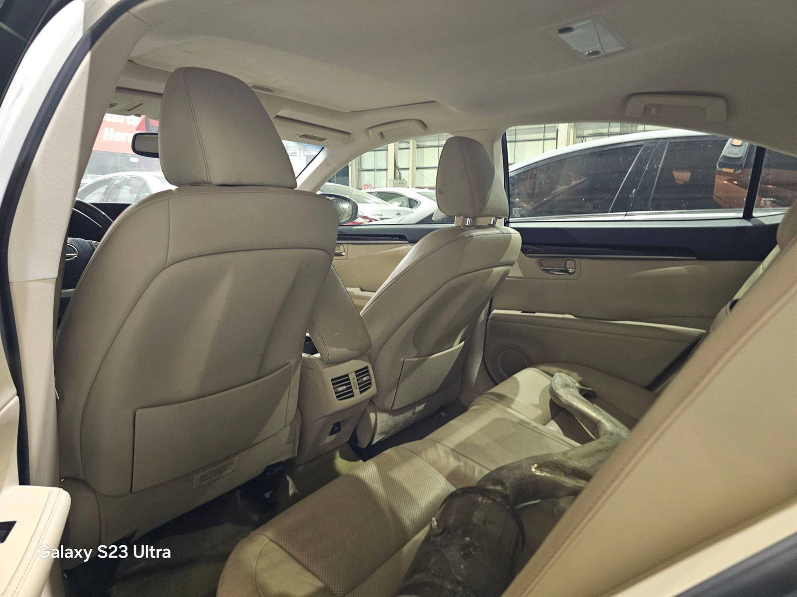 2013 LEXUS ES 350 — 98207 Miles — Lot 85293945 — Main - Marhaba Auctions Used Cars - Image 7