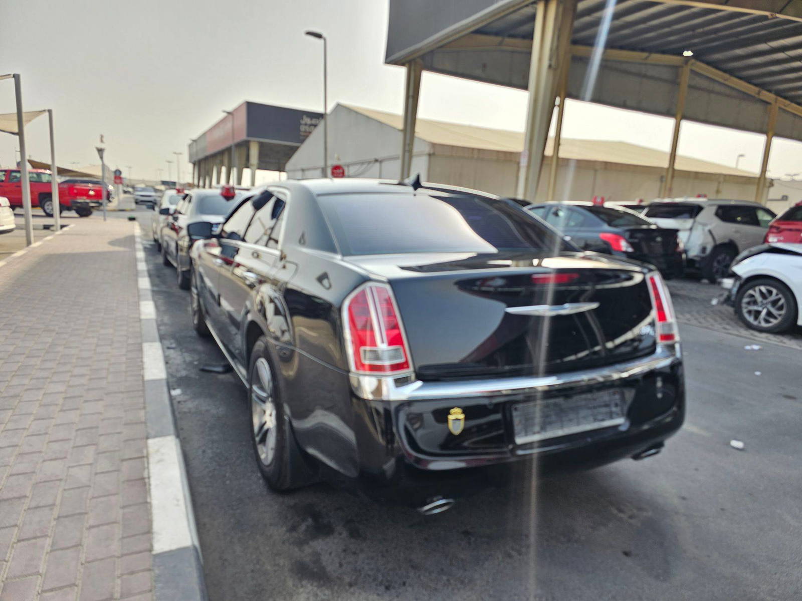 2012 CHRYSLER 300 C — 201074 KM — Lot 5CH236098 — Souq - Marhaba Auctions Used Cars - Image 3