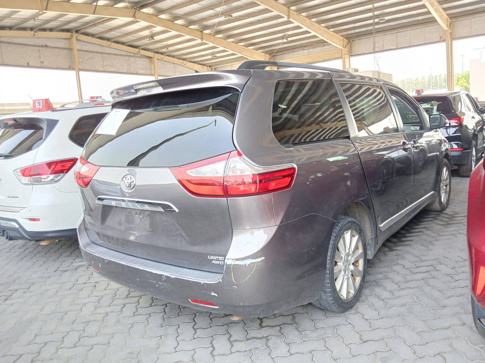 2015 TOYOTA SIENNA — 120066 Miles — Lot 099691 — Souq - Marhaba Auctions Used Cars - Image 3