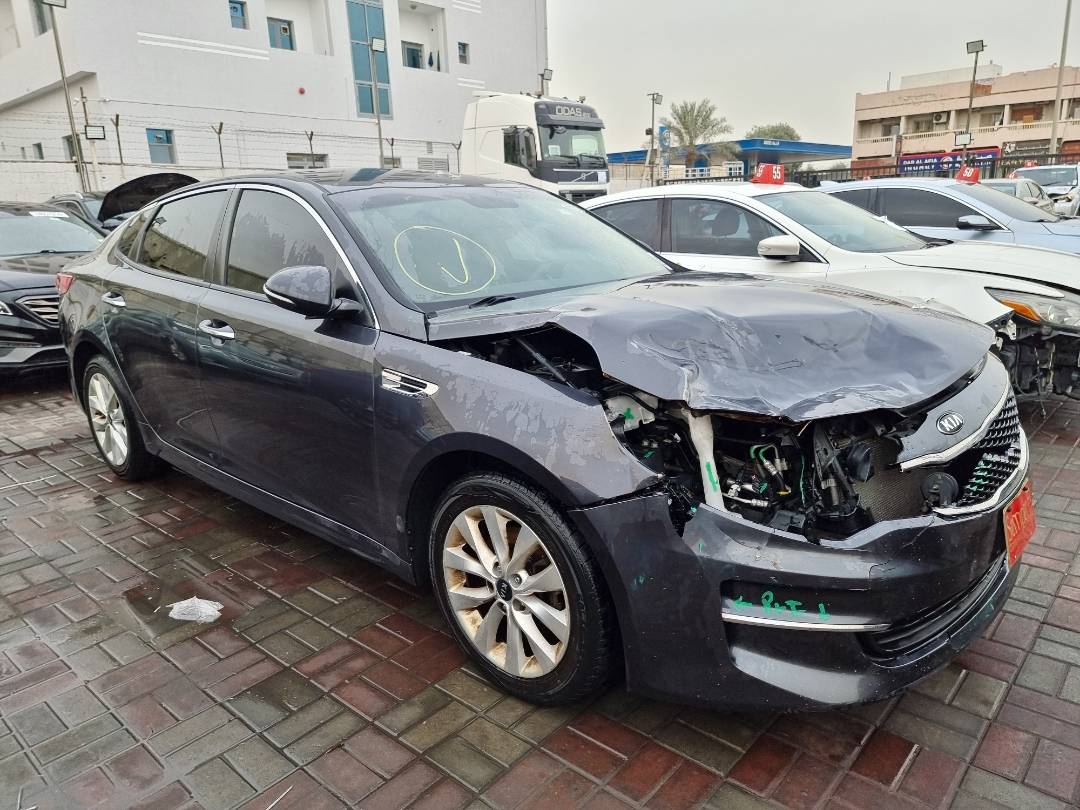 2017 KIA OPTIMA — 98258 Miles — Lot 124587 — Ind. 12 - Marhaba Auctions Used Cars - Image 4