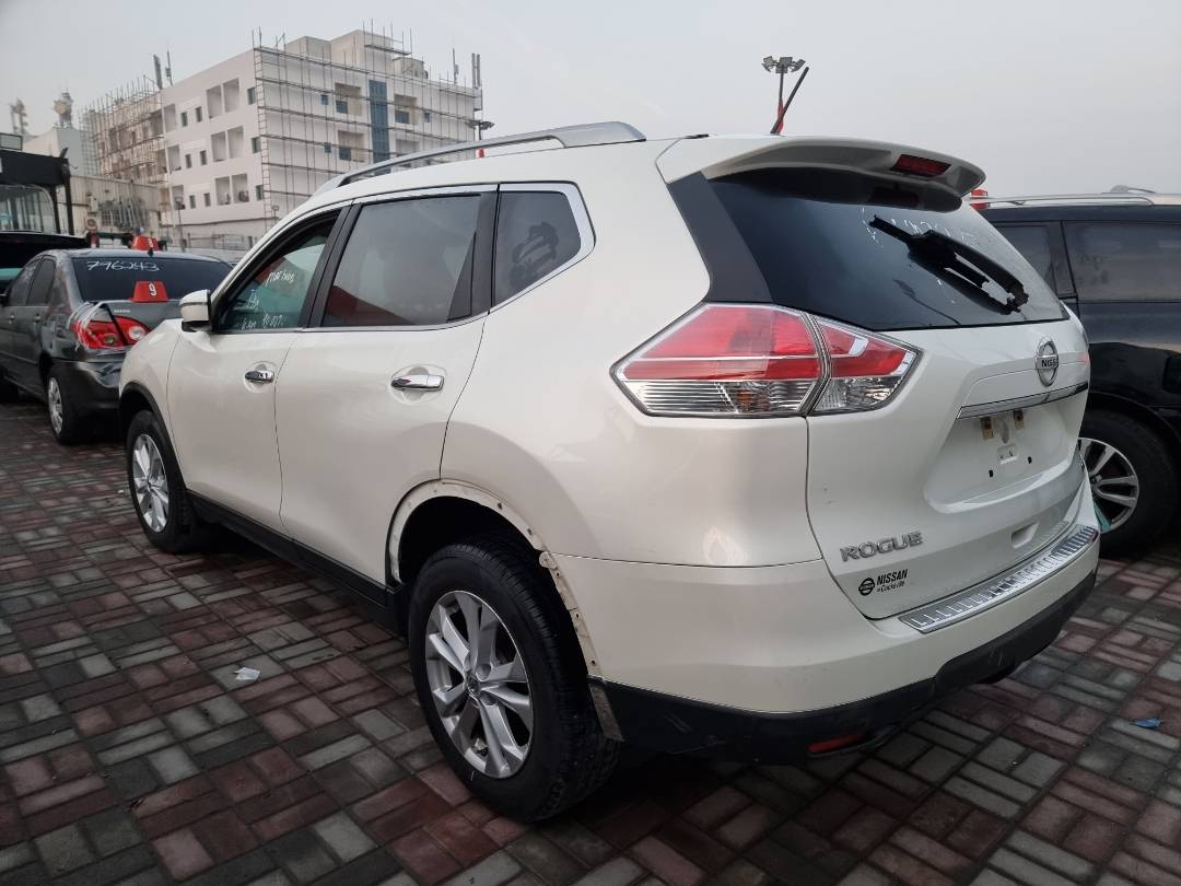 2016 NISSAN ROGUE — 151545 Miles — Lot 124587 — Ind. 12 - Marhaba Auctions Used Cars - Image 5