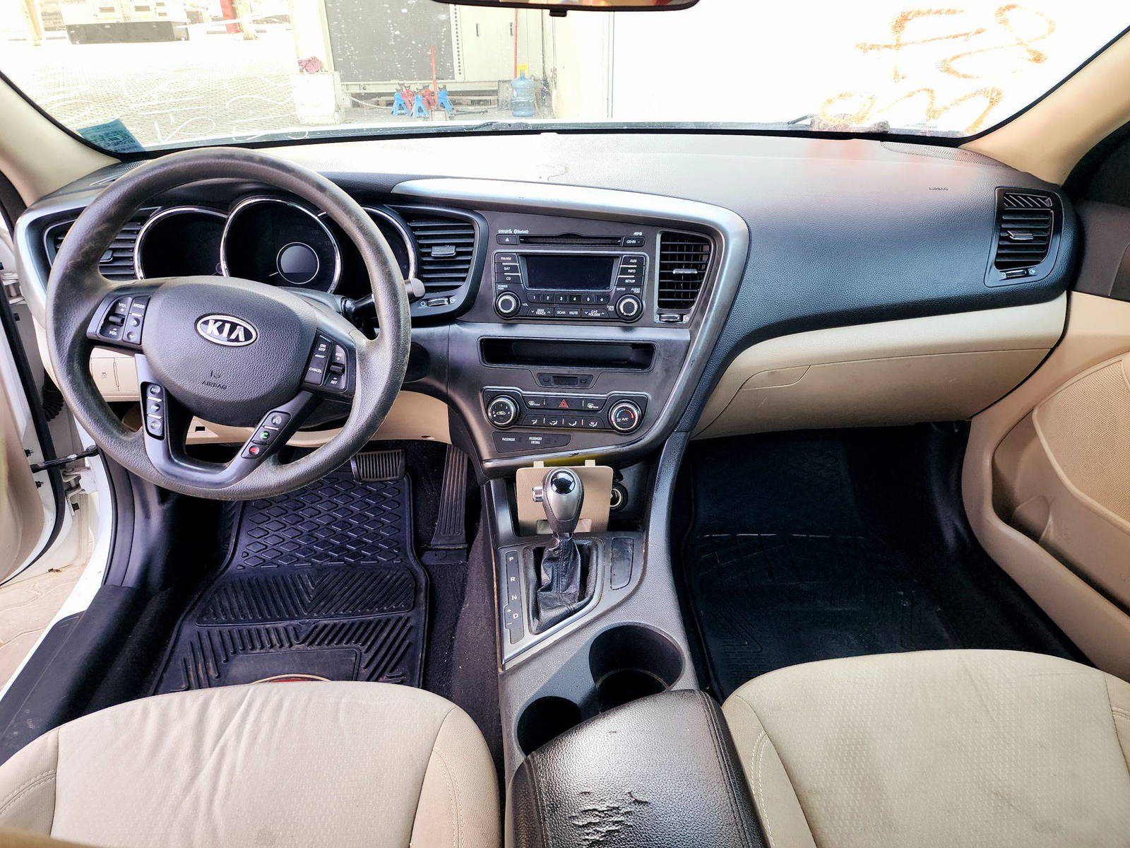 2012 KIA OPTIMA — 111422 Miles — Lot 86916384 — Souq - Marhaba Auctions Used Cars - Image 7