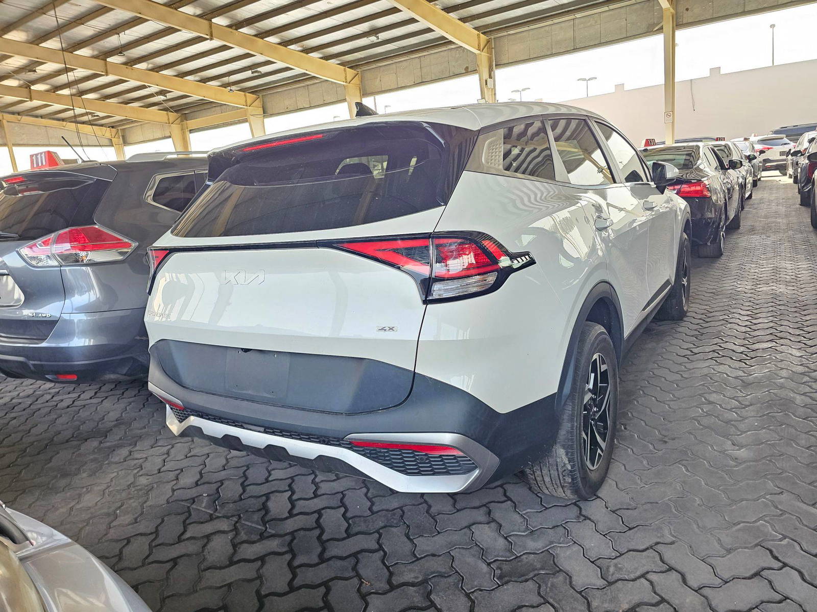 KIA SPORTAGE 2023 - Marhaba Auction Used Cars - Image 3