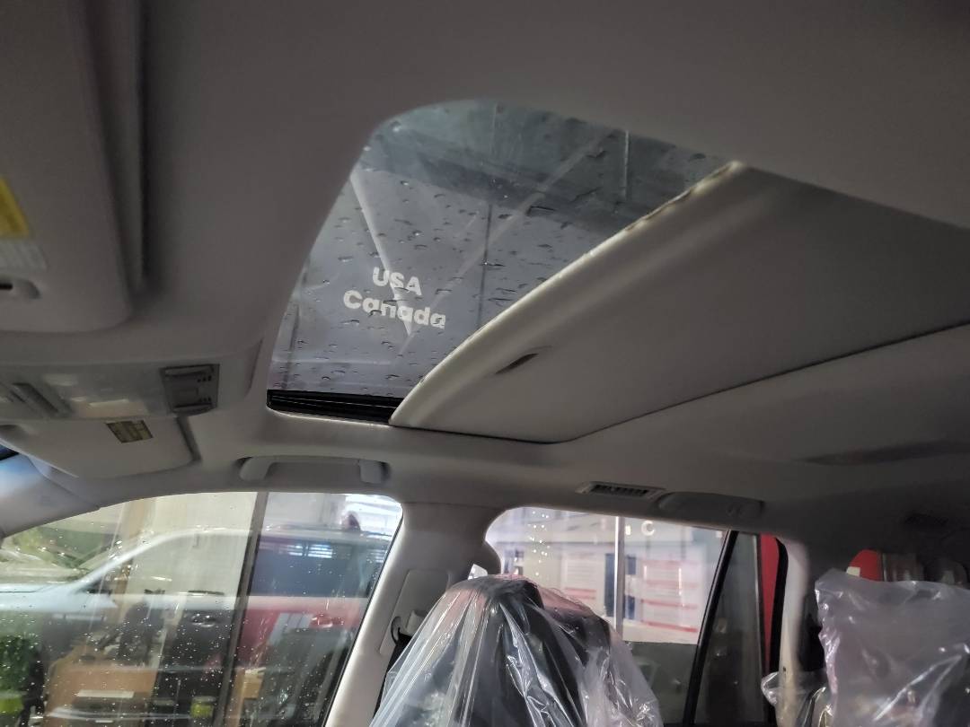 LEXUS LX 570 2013 - Marhaba Auction Used Cars - Image 9