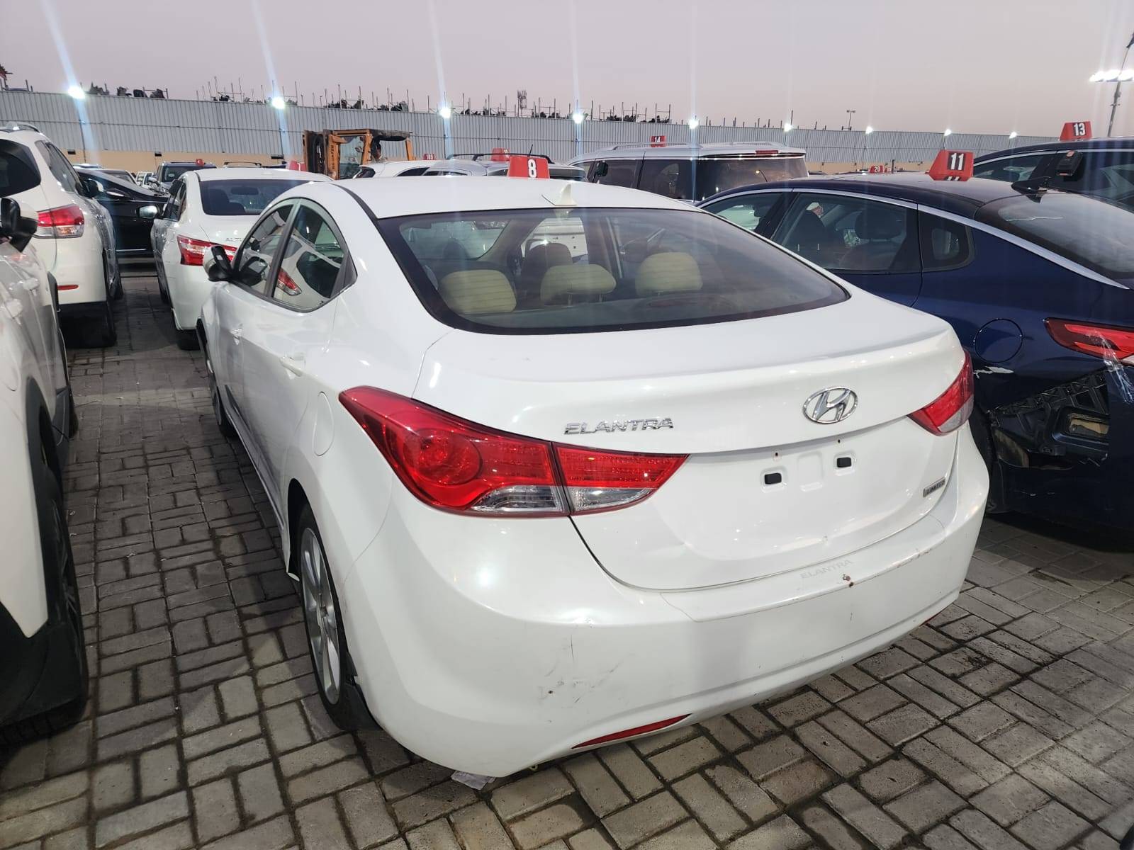 2013 HYUNDAI ELANTRA — 159757 Miles — Lot 38317065 - Marhaba Auctions Used Cars - Image 4