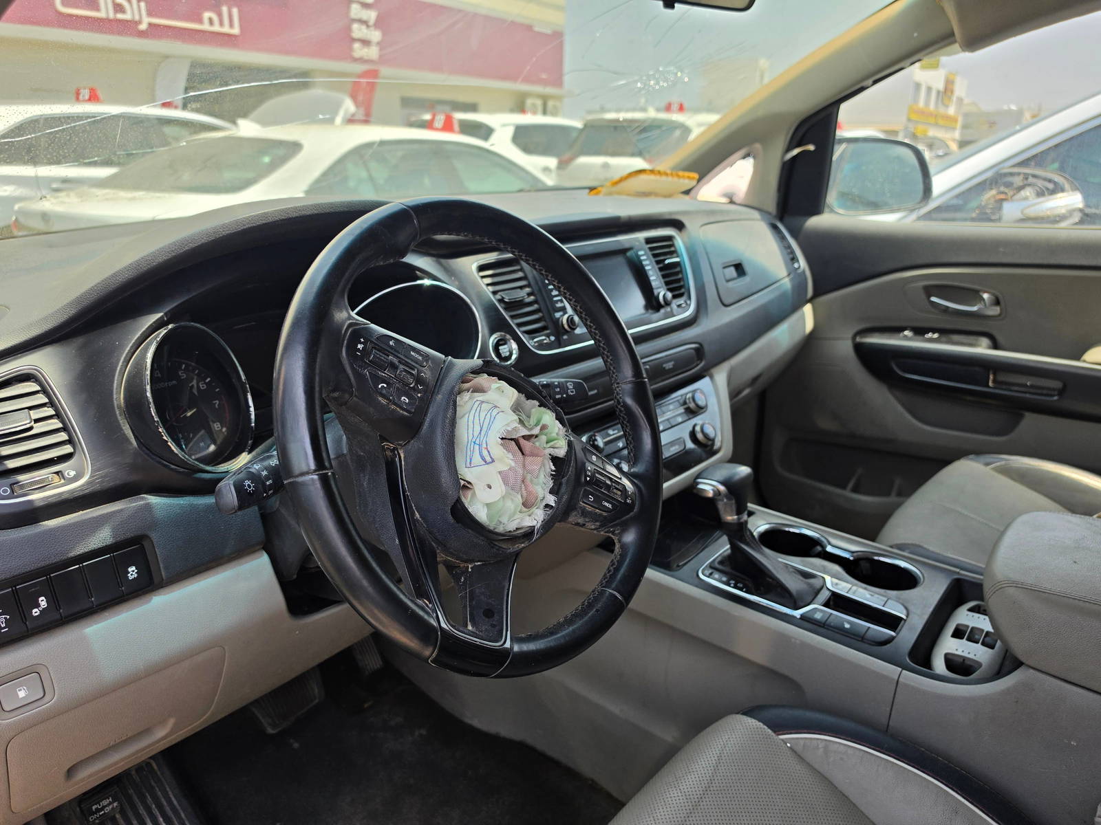 2019 KIA SEDONA — 140469 Miles — Lot 13K6503115 - Marhaba Auctions Used Cars - Image 9