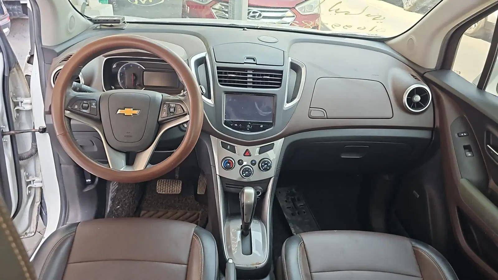 CHEVROLET Trax 2016 - Marhaba Auction Used Cars - Image 6
